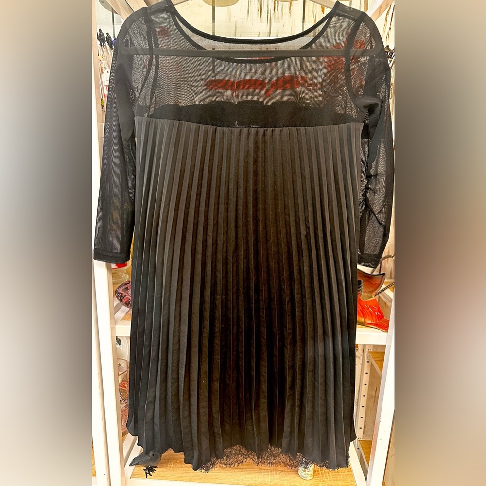Italian size 40 (US small 4-6) Black pleated dress by Patrizia Pepe. 3/4 Sleeve.